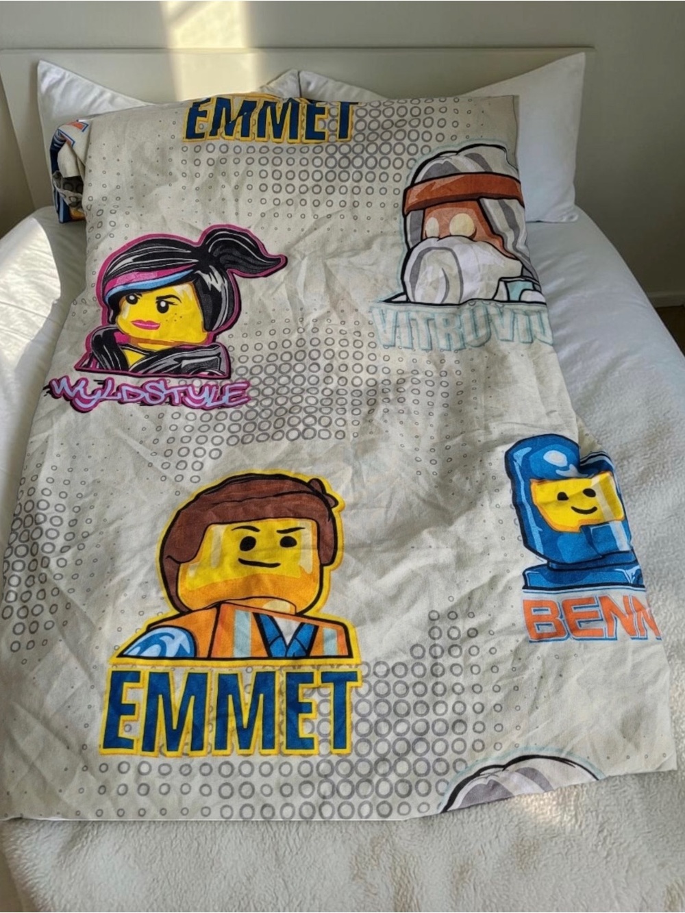 Lego Emmet Blue & White Reversible Comforter and Bed Set